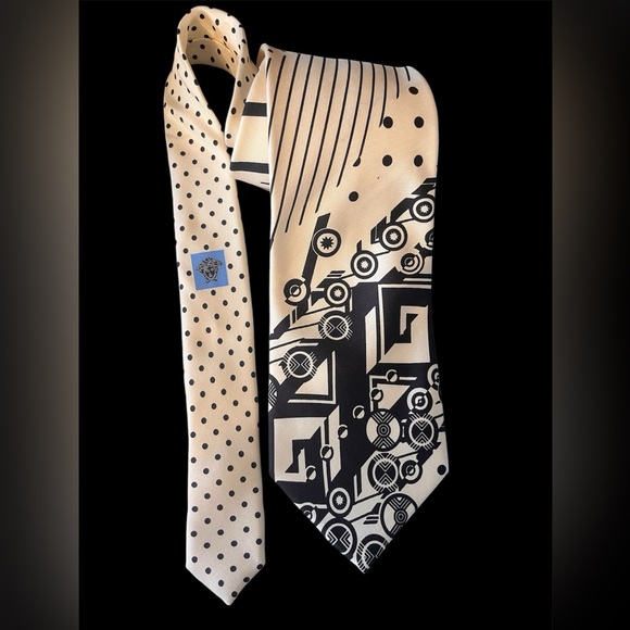 Silk Versace Tie - Picture 1 of 6